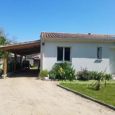 Maison Neuve Au Calme Avec Jardin Holiday home