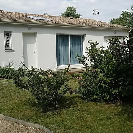 Maison Neuve Au Calme Avec Jardin Holiday home
